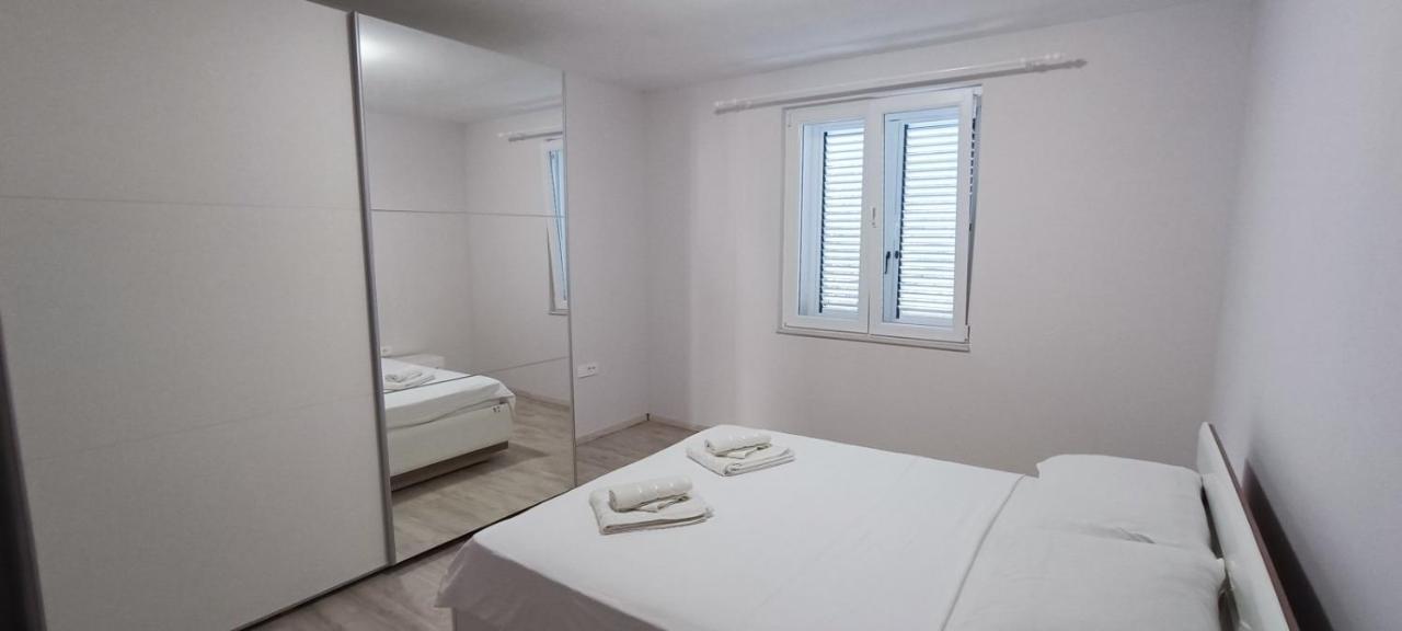 Smokva Apartment Zadar Bagian luar foto